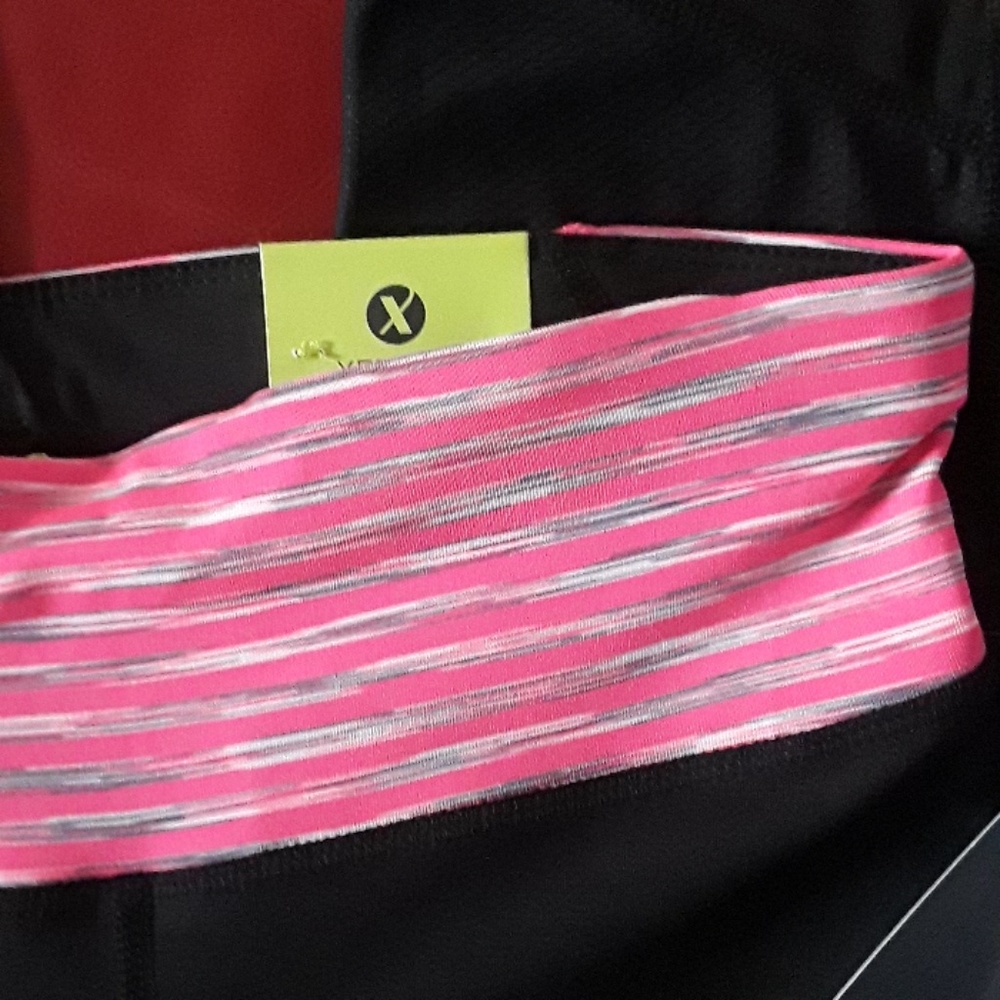 Xersion Sport Capri Pants - Picture 3 of 7